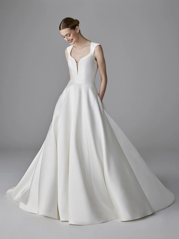 Trouwjurk Etincelle Pronovias